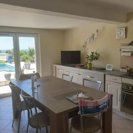 Apartment Rez De Cedalik Piscine Et Vue Saint-Raphael (Var)